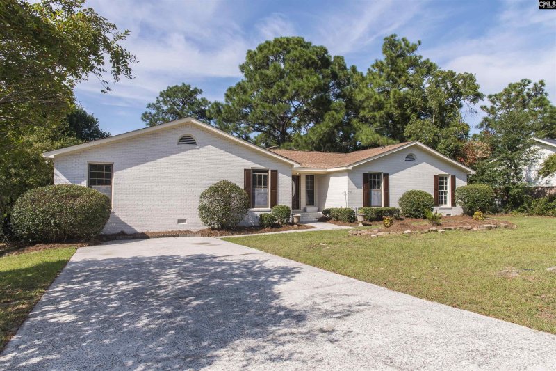 Property image 2 of 7909 Wessex Lane in Windsor Lake Park, Columbia, SC 29223