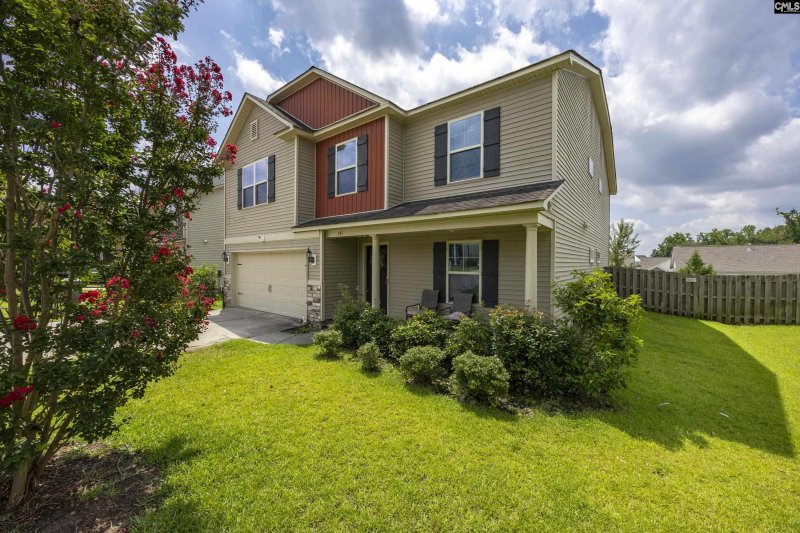 Property image 4 of 243 Meadow Saffron Drive in Autumn Woods West, Lexington, SC 29073