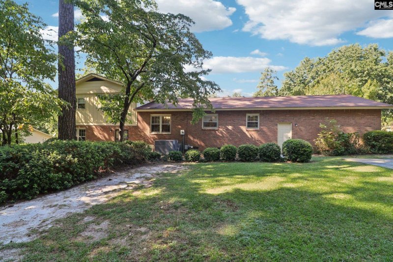 Property image 2 of 124 Fifeshire Drive in Coldstream, Columbia, SC 29212-1906