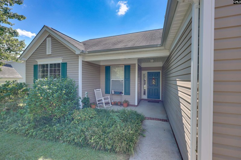 Property image 2 of 807 Neighbor Lane in Maple Spring Farm, Lexington, SC 29072