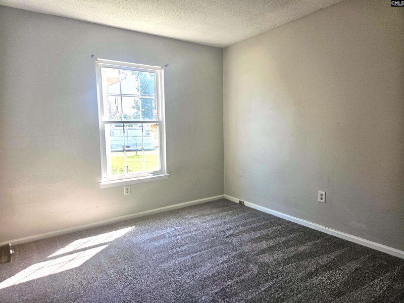 Property image 3 of 5808 N Main Street in College Place, Columbia, SC 29203