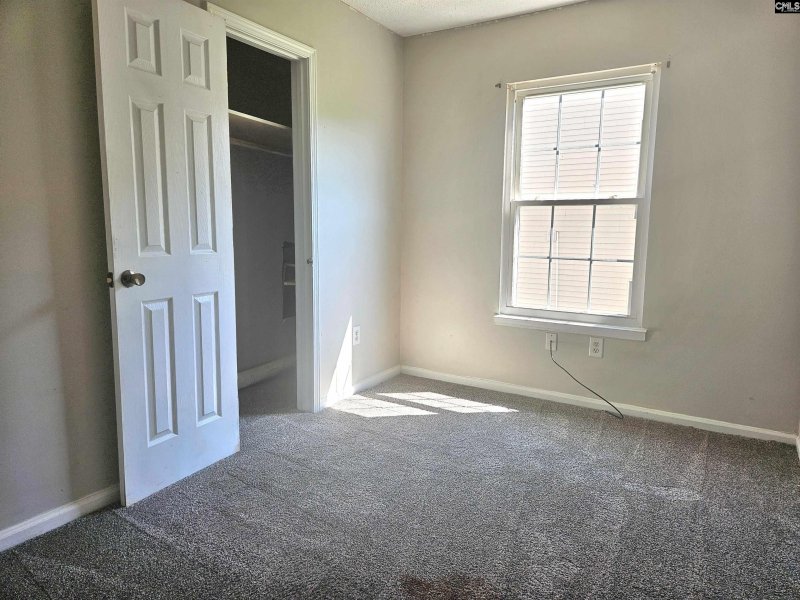 Property image 4 of 5808 N Main Street in College Place, Columbia, SC 29203