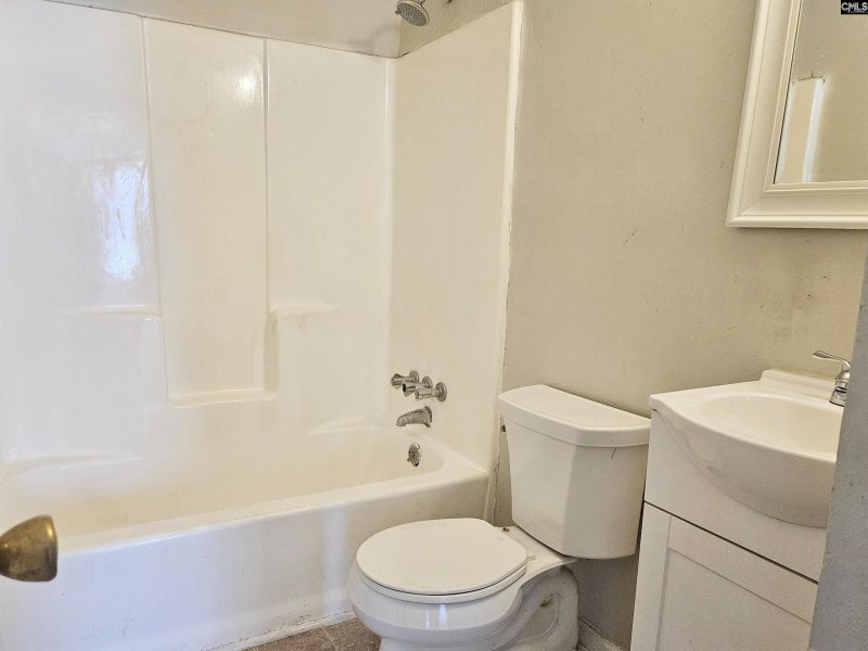 Property image 5 of 5808 N Main Street in College Place, Columbia, SC 29203