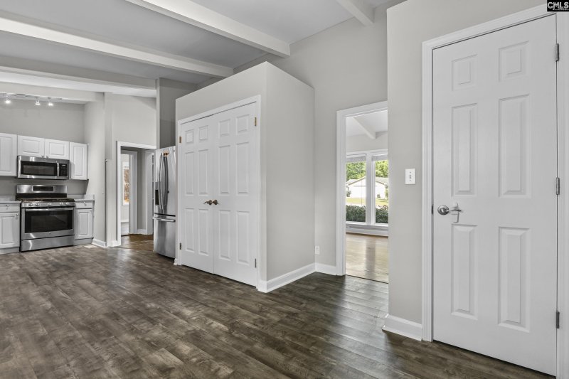 Property image 4 of 6609 Satchel Ford Road in Satchelford, Columbia, SC 29206