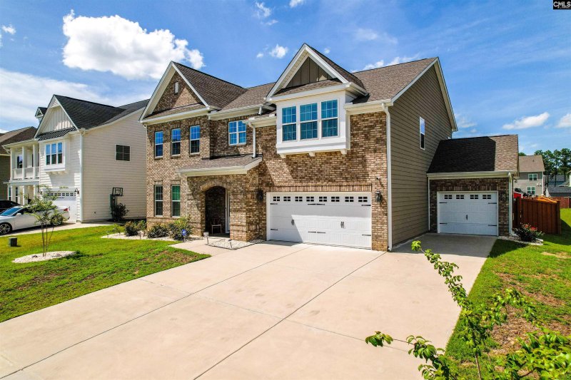 243 Compass Trail