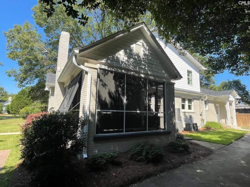 Property image 3 of 3407 Blossom Street in Shandon, Columbia, SC 29205