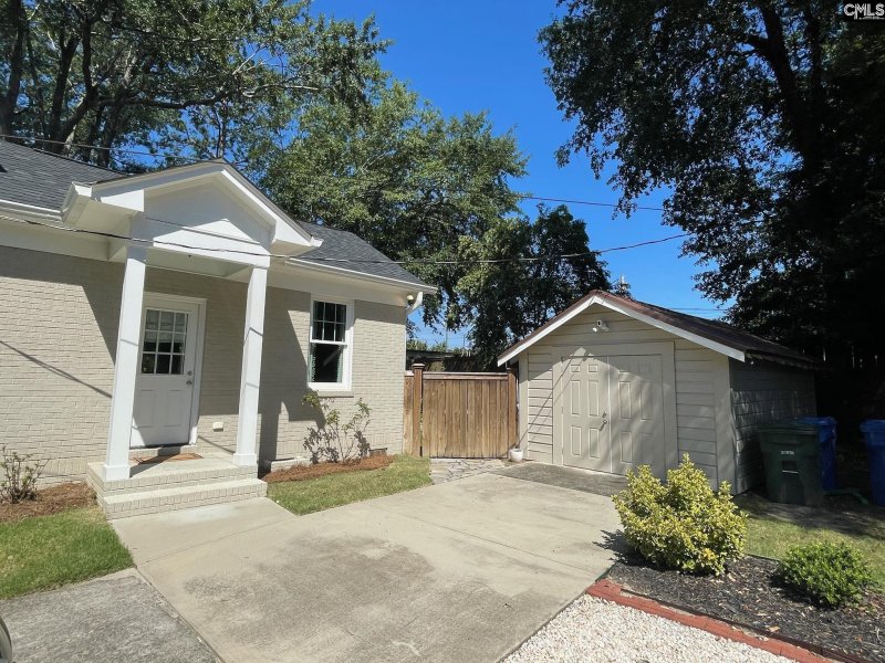 Property image 4 of 3407 Blossom Street in Shandon, Columbia, SC 29205