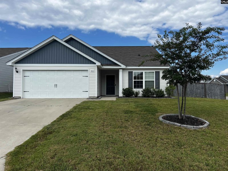 Property image 2 of 1406 Native Garden Road in Finlay Farms, Gilbert, SC 29054