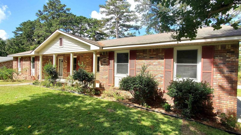 Property image 3 of 1409 Cheltenham Lane in Drexel Lake Hills, Columbia, SC 29223