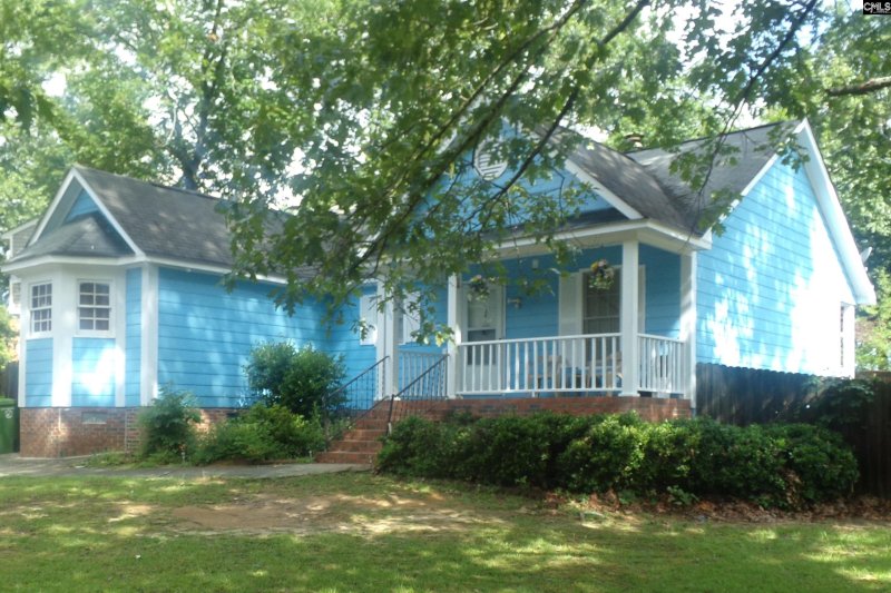 Quail Pointe, Hopkins Community