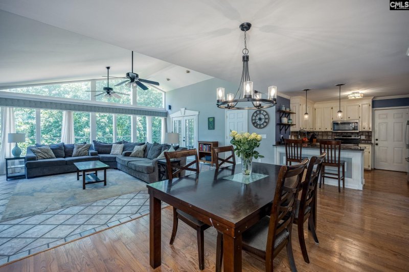 Property image 3 of 513 Winding Way in Cedar Grove, Columbia, SC 29212