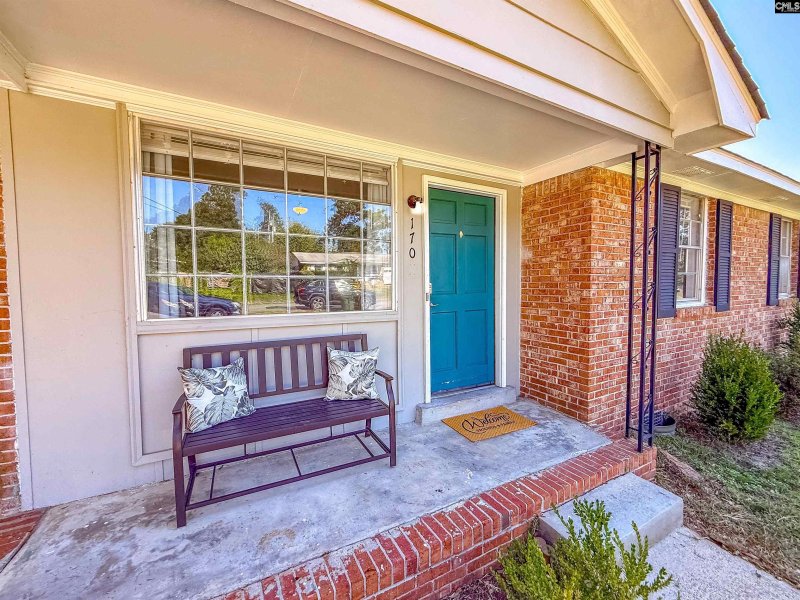 Property image 2 of 170 Parkwood Drive in Parkwood, West Columbia, SC 29170-1524