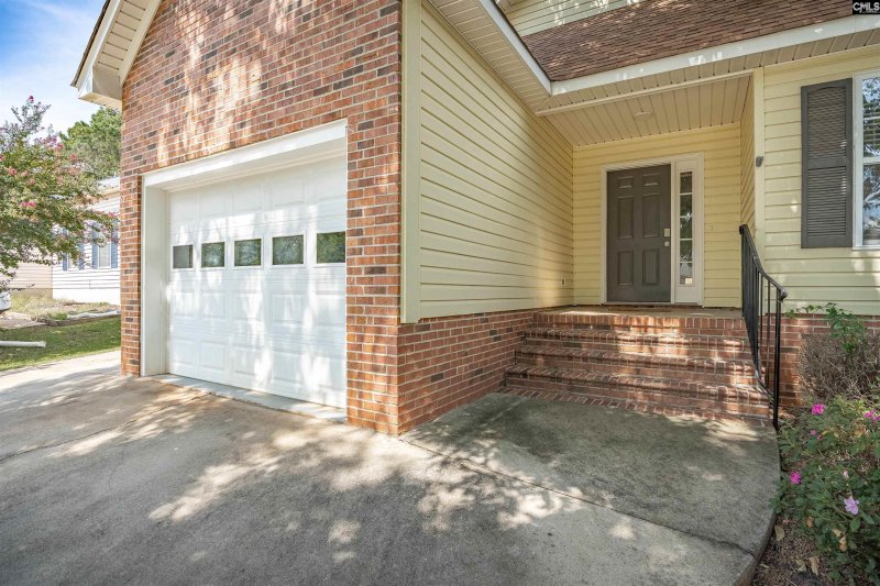 Property image 2 of 612 Rapids Road in The Rapids, Columbia, SC 29212