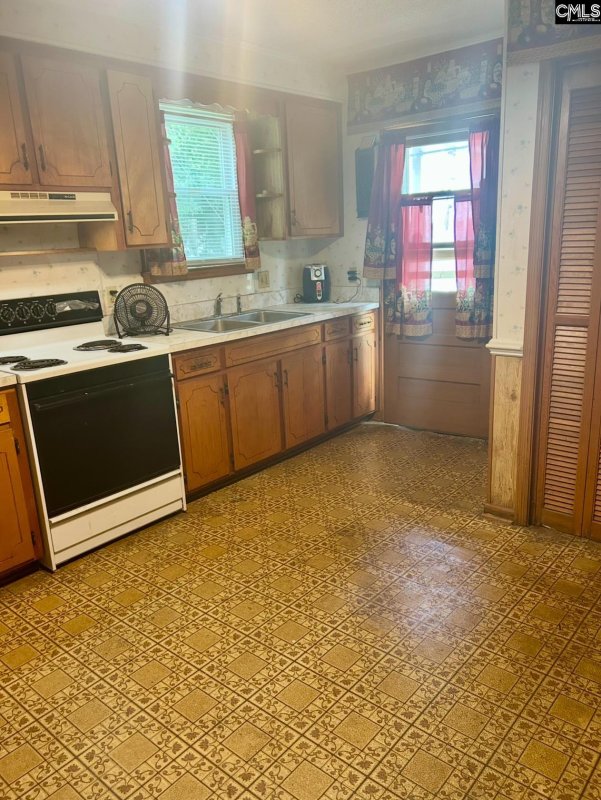 Property image 5 of 1411 S Ott Road in Rosewood, Columbia, SC 29205