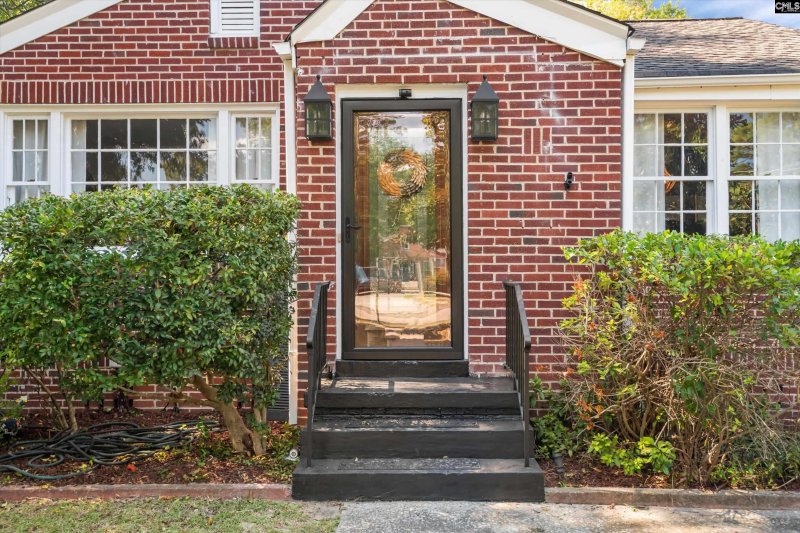 Property image 4 of 6329 Pinefield Road in Satchelford, Columbia, SC 29206