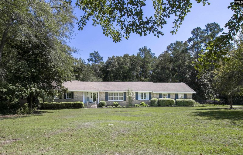 Property image 2 of 2009 S Brailsford Road in Springdale, Camden, SC 29020