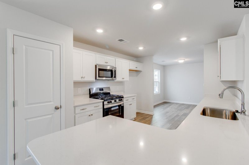 Property image 5 of 330 Bangalore Way in Winston Point, Gilbert, SC 29054