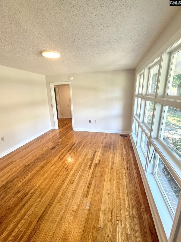 Property image 2 of 1035 Indigo Avenue in The Avenues, Cayce, SC 29033