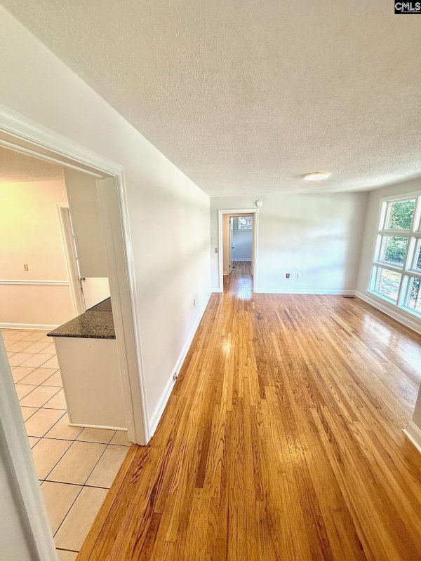 Property image 3 of 1035 Indigo Avenue in The Avenues, Cayce, SC 29033
