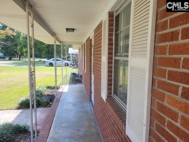 Property image 5 of 826 Jefferson Street in Springdale, West Columbia, SC 29169