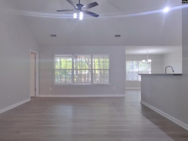 Property image 2 of 214 Silverwood Trail in Lake Carolina-sandy Glen, Columbia, SC 29229