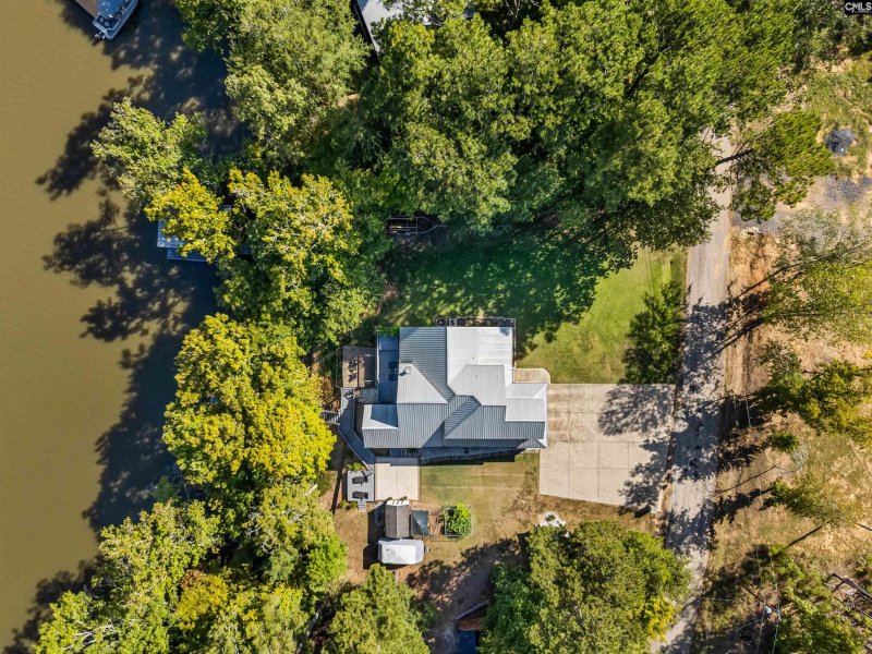 2427 Great North Road