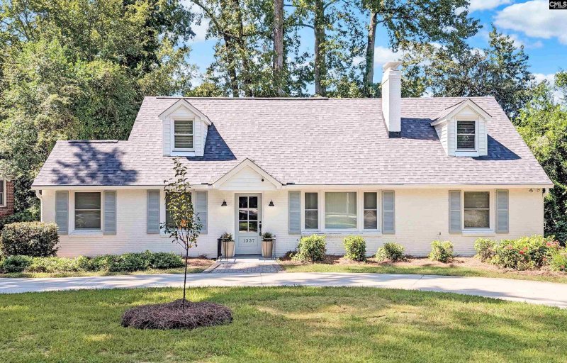 Property image 2 of 1337 Sunnyside Drive in Forest Acres, Columbia, SC 29204
