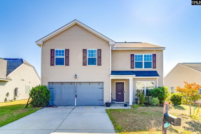 Estates Of Persimmon Hill, Lexington Community