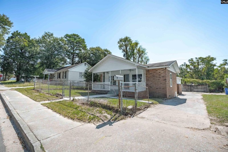 Property image 5 of 3530 Beaumont Avenue in Barhamville, Columbia, SC 29203