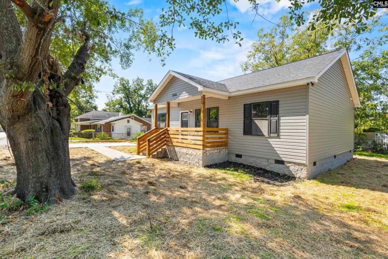 Property image 2 of 308 Wilkes Road in Greenview, Columbia, SC 29203