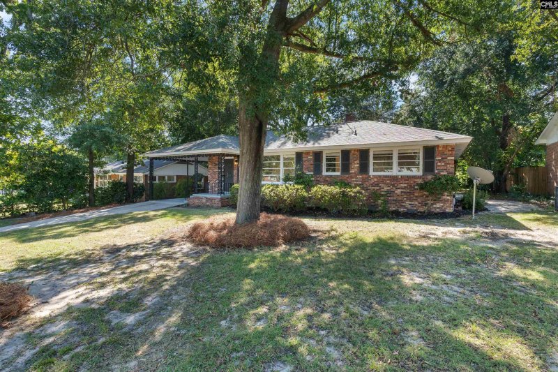 Property image 3 of 1041 Indigo Avenue in The Avenues, Cayce, SC 29033