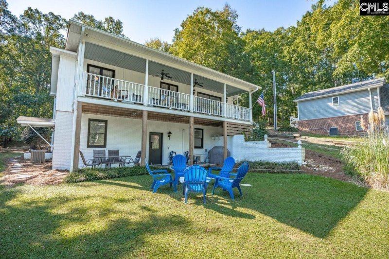 Property image 2 of 517 Newberry Shores Drive in Newberry Shores, Prosperity, SC 29127