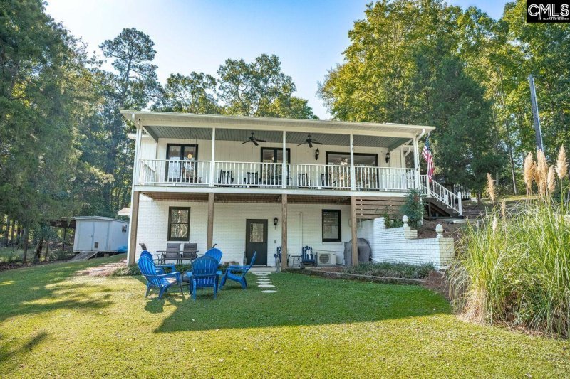 Property image 3 of 517 Newberry Shores Drive in Newberry Shores, Prosperity, SC 29127