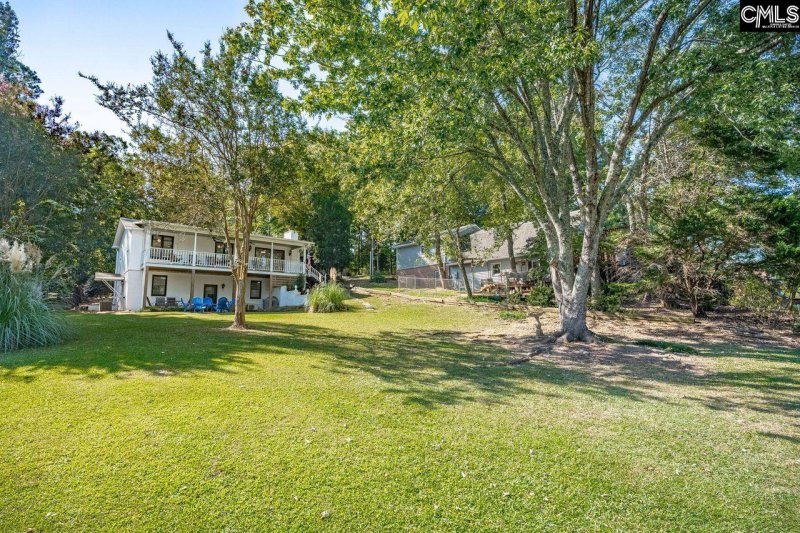 Property image 4 of 517 Newberry Shores Drive in Newberry Shores, Prosperity, SC 29127