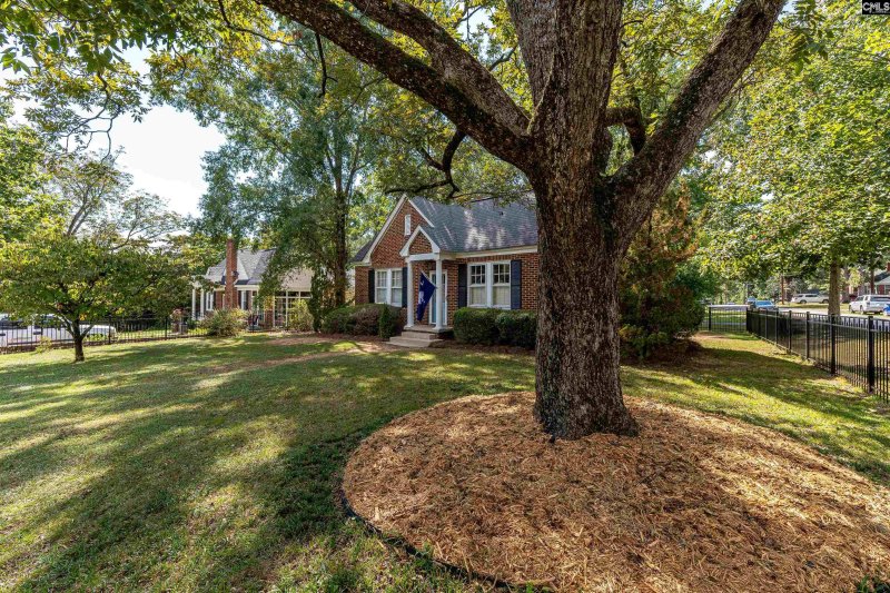 Property image 2 of 3321 Abingdon Road in Keenan Terrace, Columbia, SC 29203