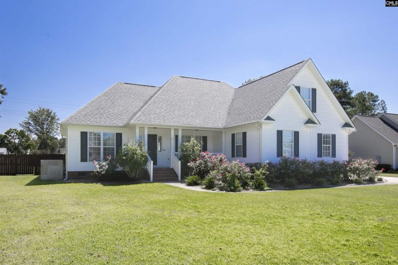 Property image 3 of 23 Bushnell Court in Hunters Crossing, Lugoff, SC 29078