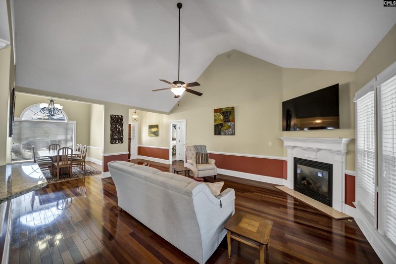 Property image 5 of 901 Blue Willow Way in Summit Hills-amaryllis Woods, Columbia, SC 29229-6928