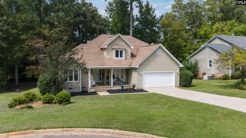 Property image 2 of 128 Crossbow Court in Harbison, Columbia, SC 29212