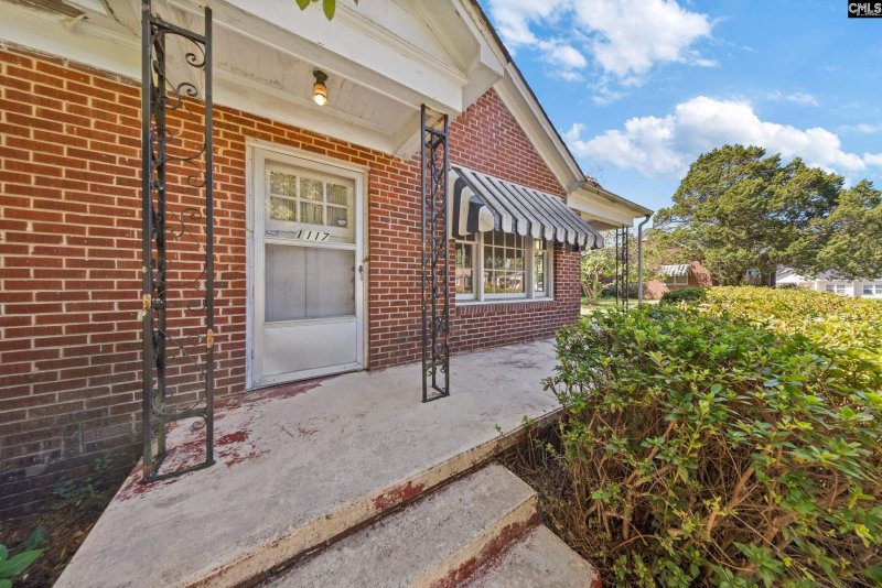 Property image 4 of 1117 Greenville Circle in Huffman Heights, Columbia, SC 29210-7928