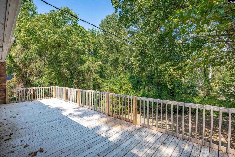 Property image 3 of 806 Lockner Road in Whitehall Extension, Columbia, SC 29212