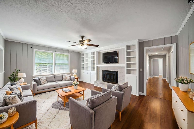 Property image 2 of 1127 Shirlington Road in Belmont Estates, Columbia, SC 29210