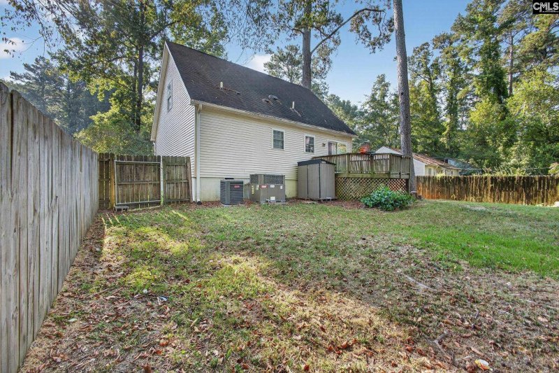 Property image 4 of 215 Partridge Drive in Forest Lake, Columbia, SC 29106