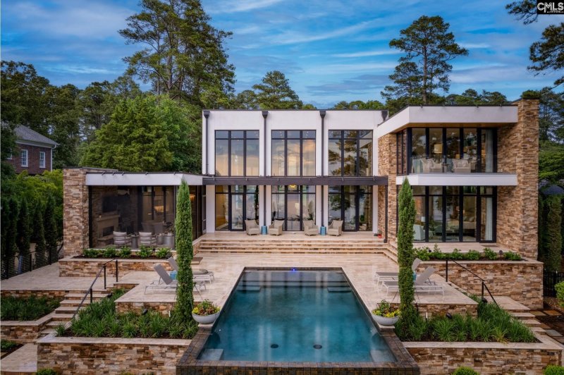 Forest Lake Estates, Columbia Community