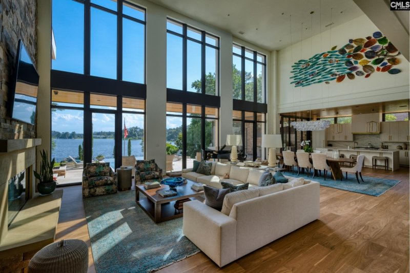 Property image 4 of 6009 Lakeshore Drive in Forest Lake Estates, Columbia, SC 29206