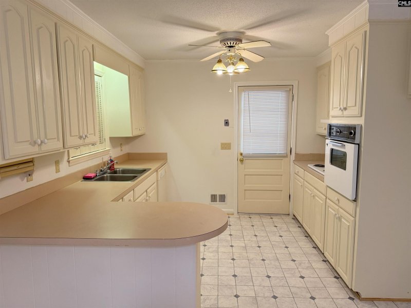 Property image 3 of 130 Weldwood Court in Newcastle, Columbia, SC 29223