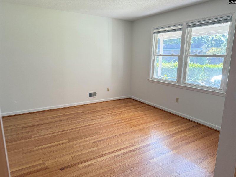 Property image 5 of 130 Weldwood Court in Newcastle, Columbia, SC 29223