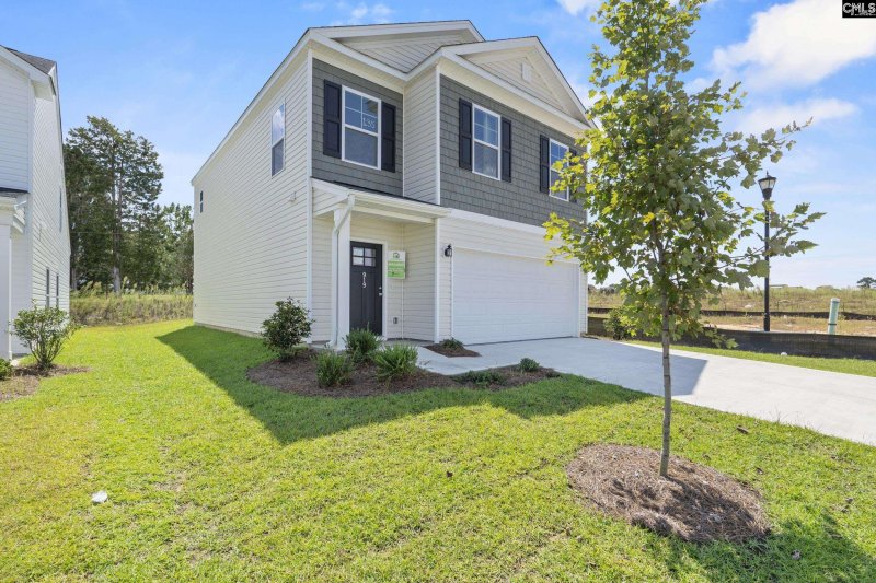 Property image 3 of 919 Blenheim Way in Winston Point, Gilbert, SC 29054