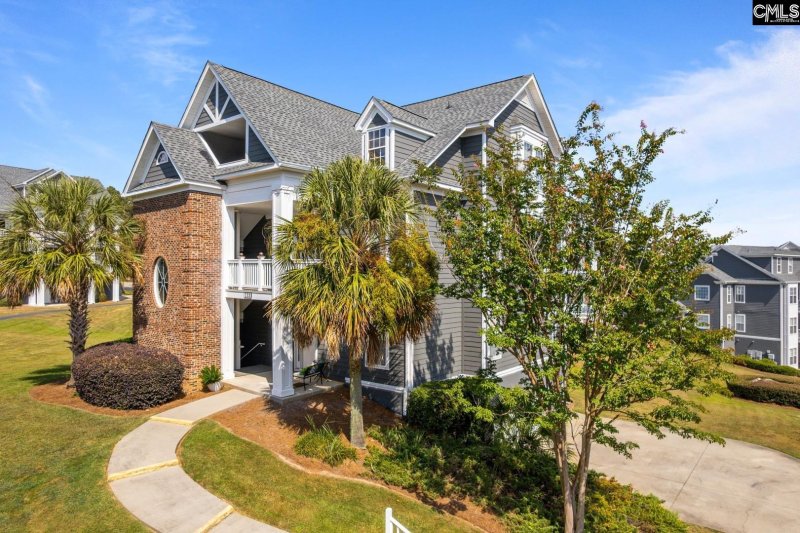 Property image 2 of 133 Waterway Court 17b in Hammock Bay, Lexington, SC 29072