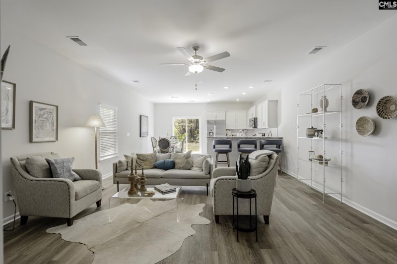 Property image 5 of 911 Blenheim Way in Winston Point, Gilbert, SC 29054