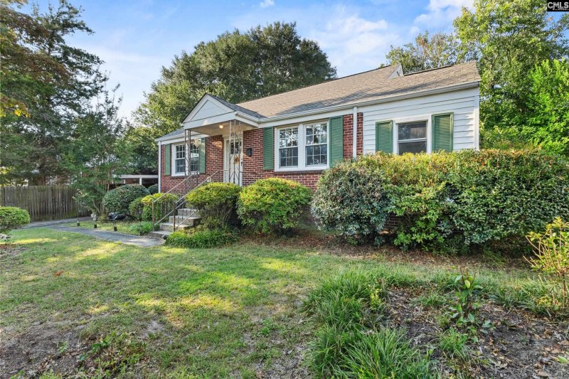 Property image 2 of 1628 C Avenue in The Avenues, West Columbia, SC 29169
